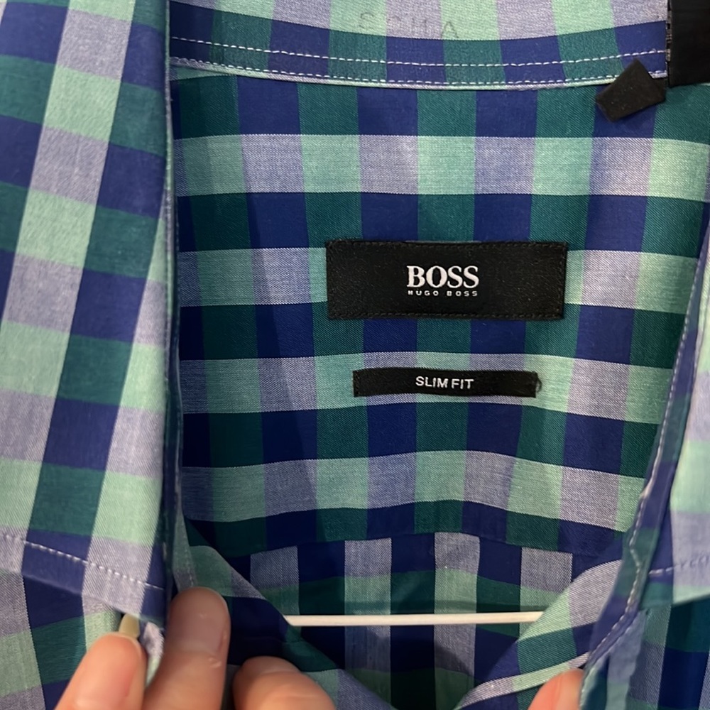 Boss Hugo Boss slim fit button down shirt. Size 42 16 1/2 blue green checkered. - Picture 3 of 4
